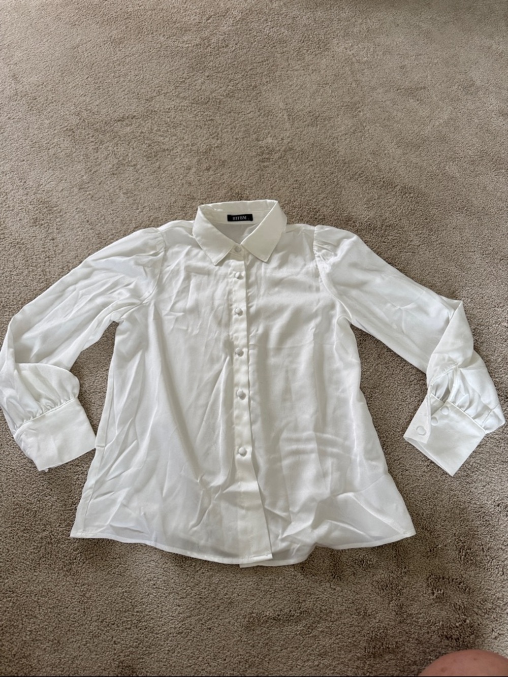 White Button-Up Puff Sleeve Blouse